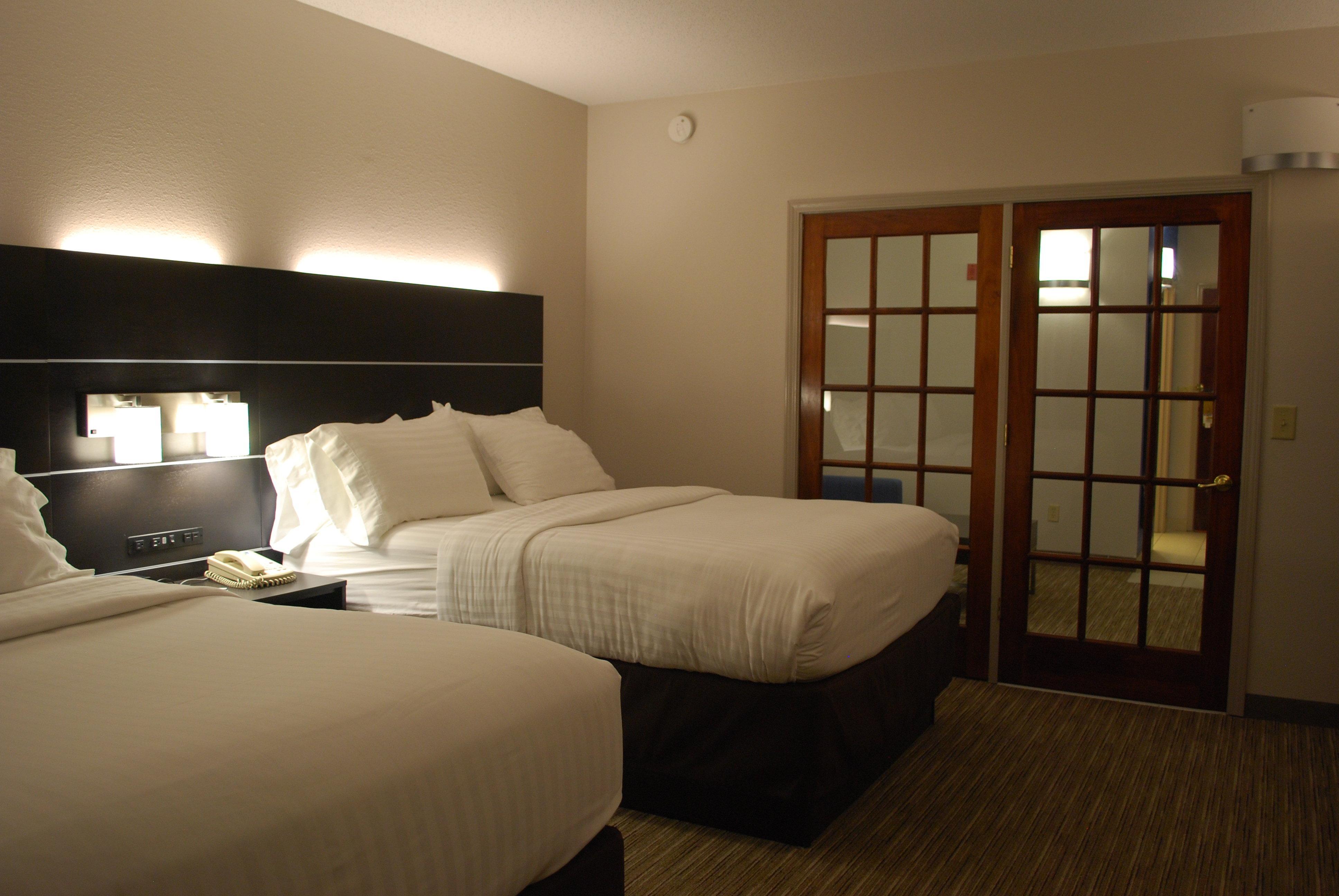 Holiday Inn Express Hotel & Suites Kingsport-Meadowview I-26 By Ihg Экстерьер фото