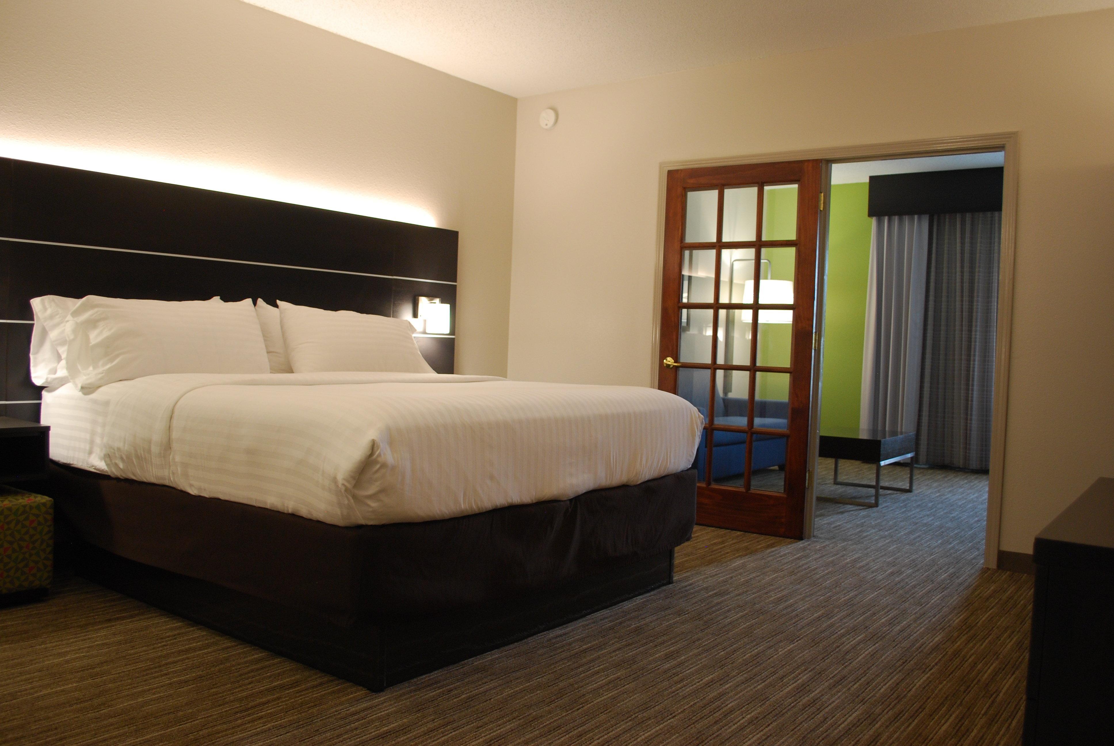 Holiday Inn Express Hotel & Suites Kingsport-Meadowview I-26 By Ihg Экстерьер фото