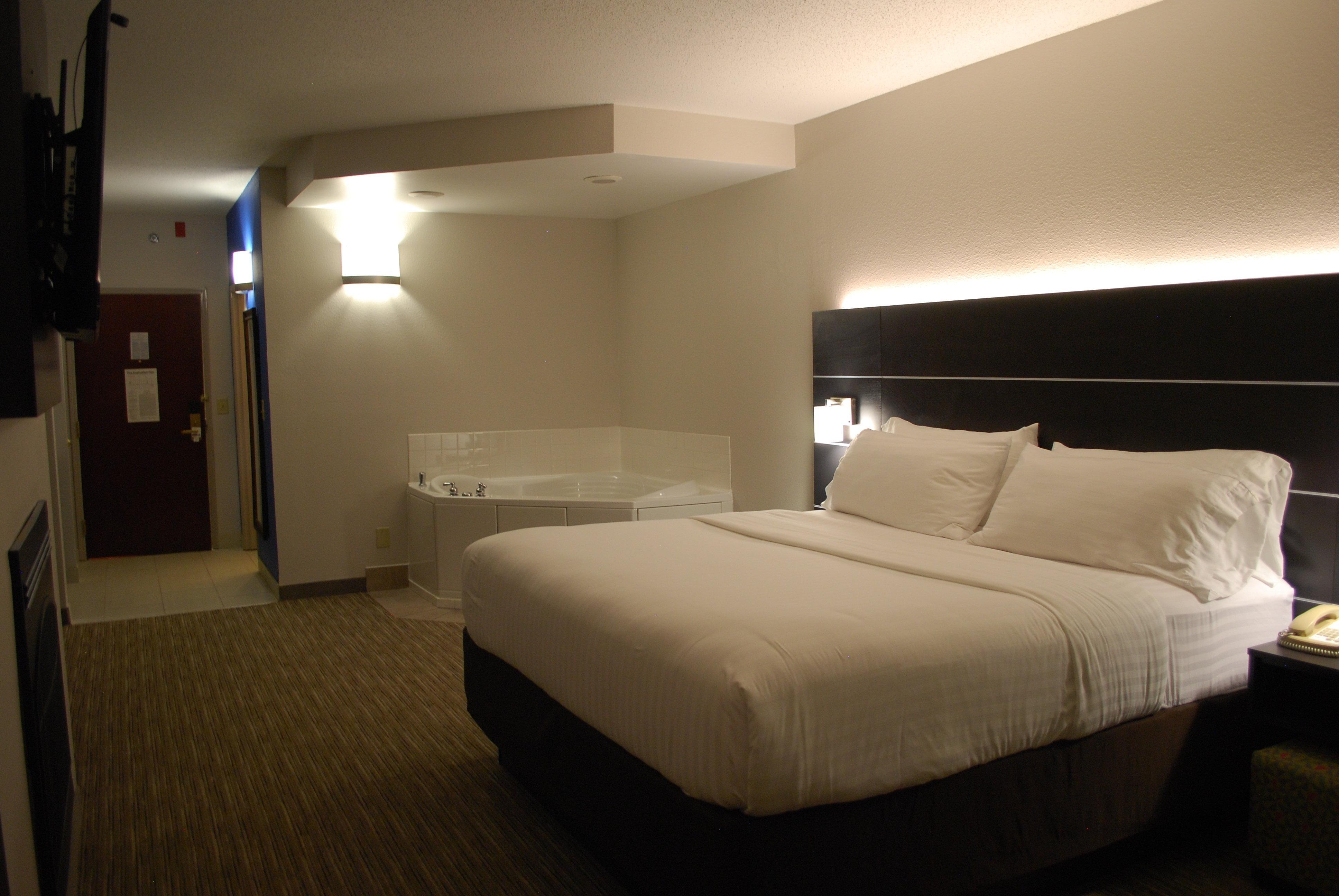 Holiday Inn Express Hotel & Suites Kingsport-Meadowview I-26 By Ihg Экстерьер фото