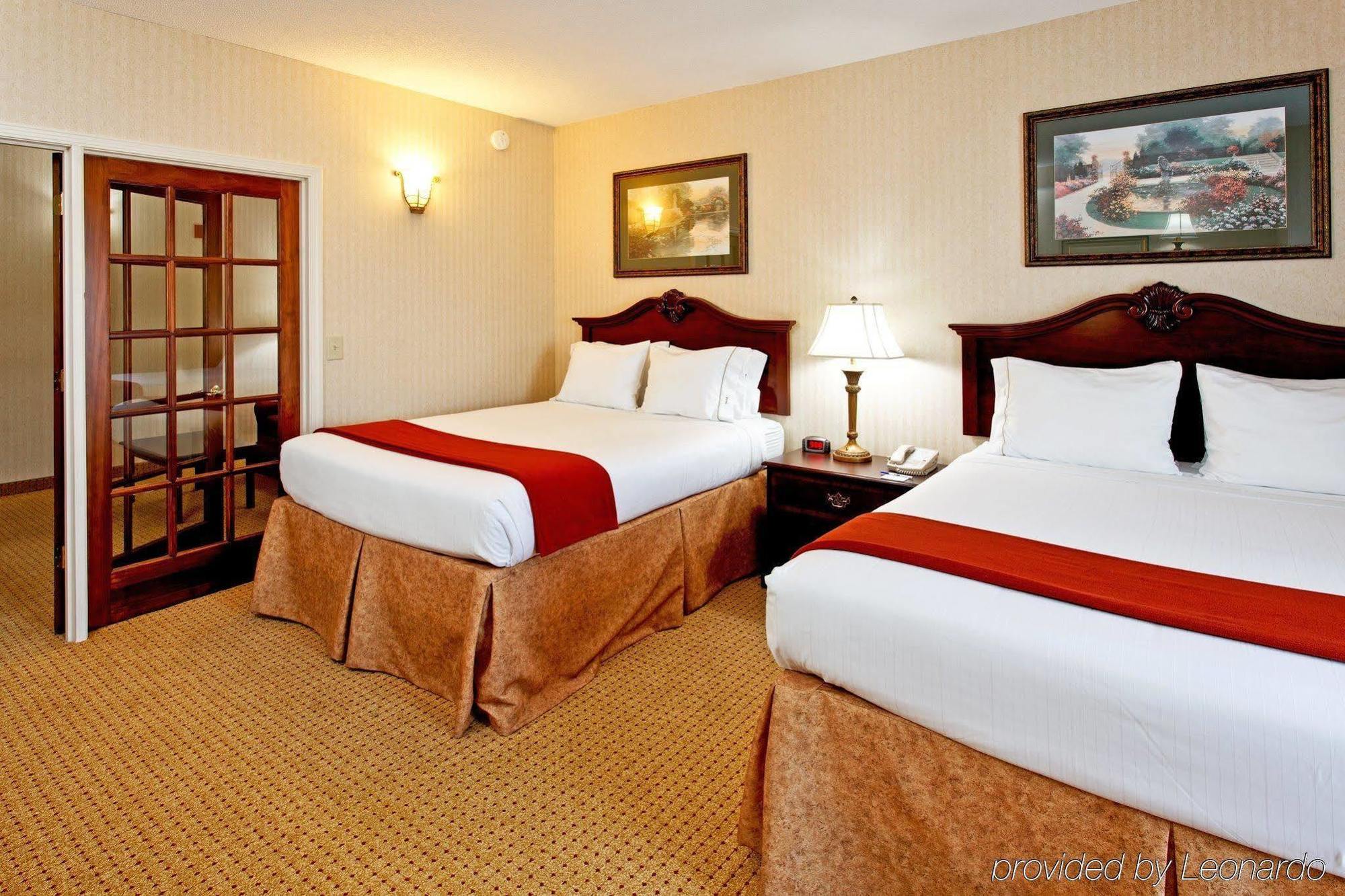 Holiday Inn Express Hotel & Suites Kingsport-Meadowview I-26 By Ihg Экстерьер фото